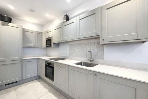 4 bedroom townhouse for sale, Bacon Lane, Edgware, HA8