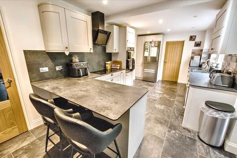 undefined, 17 Grove Drive