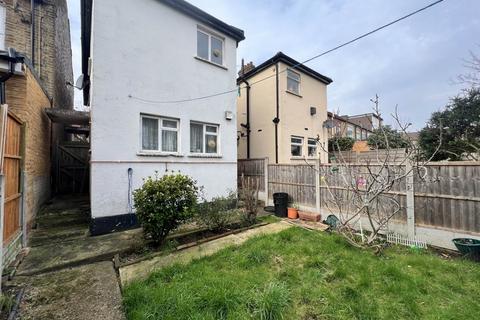 3 bedroom semi-detached house for sale, Sheringham Avenue, Manor Park, E12