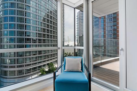 1 bedroom apartment for sale, Charrington Tower, Biscayne Avenue, London, E14