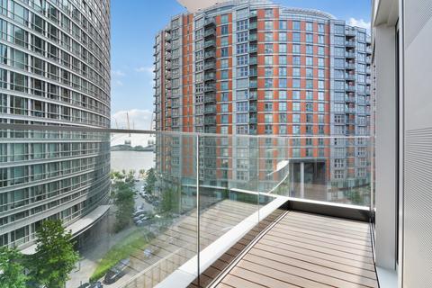 1 bedroom apartment for sale, Charrington Tower, Biscayne Avenue, London, E14