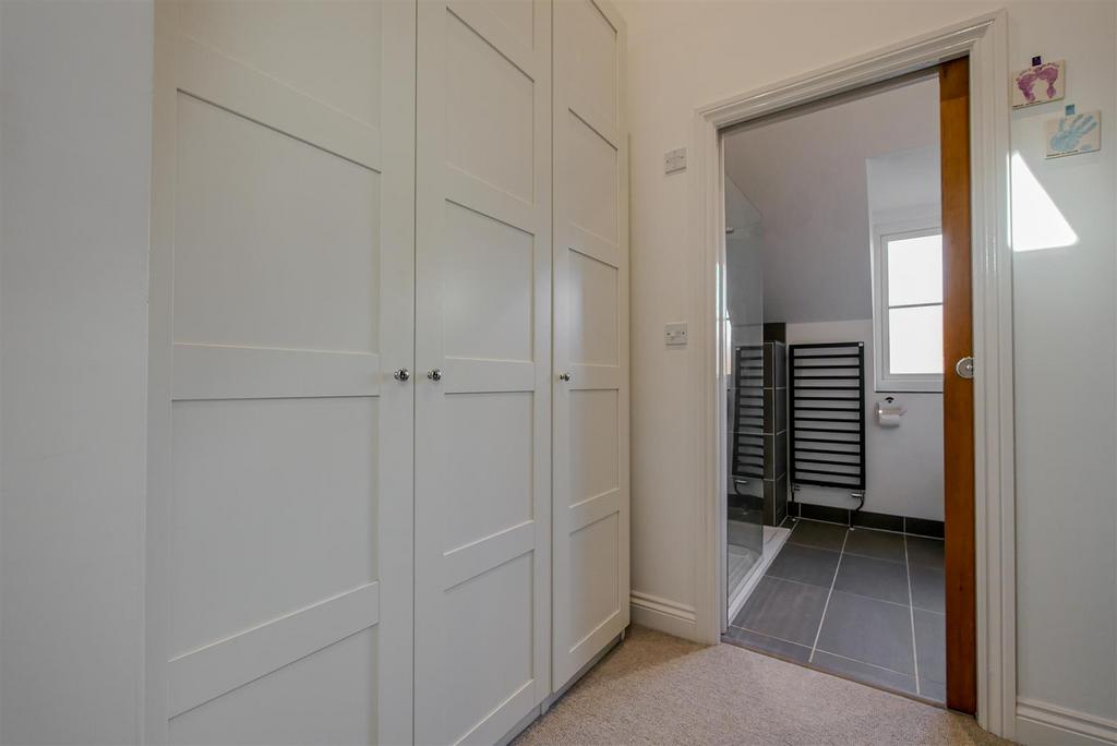 Walk-in Wardrobe
