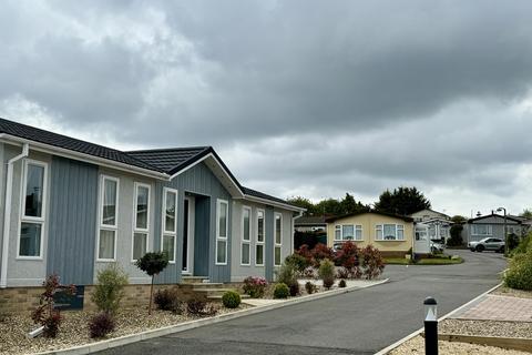2 bedroom park home for sale, Ely, Cambridgeshire, CB6