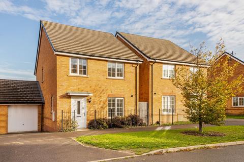 4 bedroom link detached house to rent, Greenfinch Road, Didcot OX11