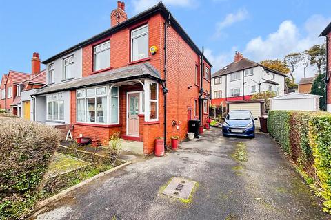 3 bedroom semi-detached house for sale, Green Hill Mount, Leeds