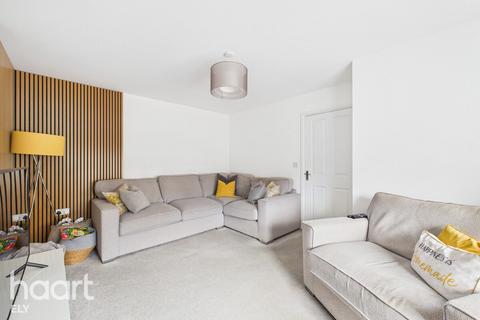 3 bedroom end of terrace house for sale, Harvest Way, Littleport