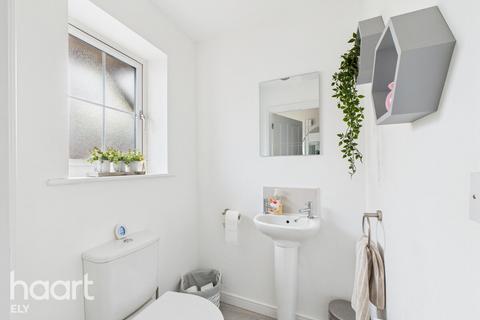 3 bedroom end of terrace house for sale, Harvest Way, Littleport