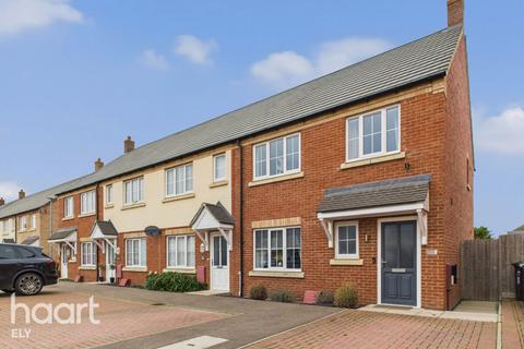 3 bedroom end of terrace house for sale, Harvest Way, Littleport