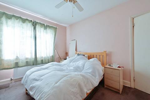 3 bedroom semi-detached house for sale, Eastcote Lane, South Harrow, Harrow, HA2
