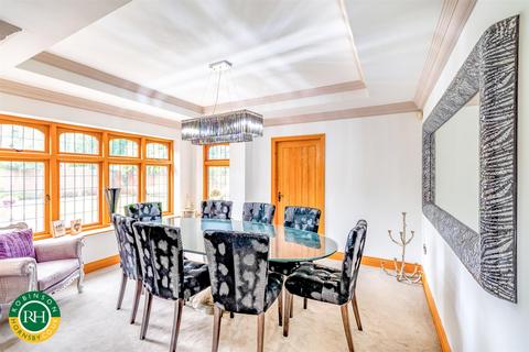 5 bedroom detached house for sale, Warnington Drive, Doncaster