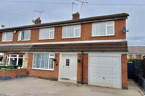 4 bedroom semi-detached house for sale, Blaby, Leicester LE8