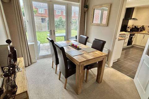 4 bedroom semi-detached house for sale, Blaby, Leicester LE8