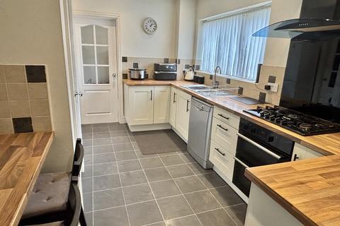 4 bedroom semi-detached house for sale, Blaby, Leicester LE8
