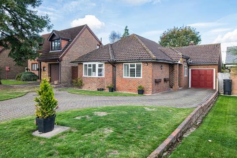 3 bedroom detached bungalow for sale, Fairlawn, Bookham
