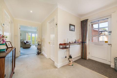 3 bedroom detached bungalow for sale, Fairlawn, Bookham
