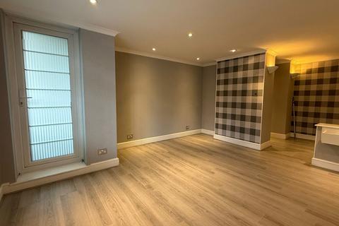 3 bedroom flat to rent, Brook Lodge, North Circular Road, Golders Green, London, NW11