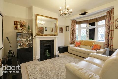 5 bedroom semi-detached house for sale, Cedar Avenue West, Chelmsford