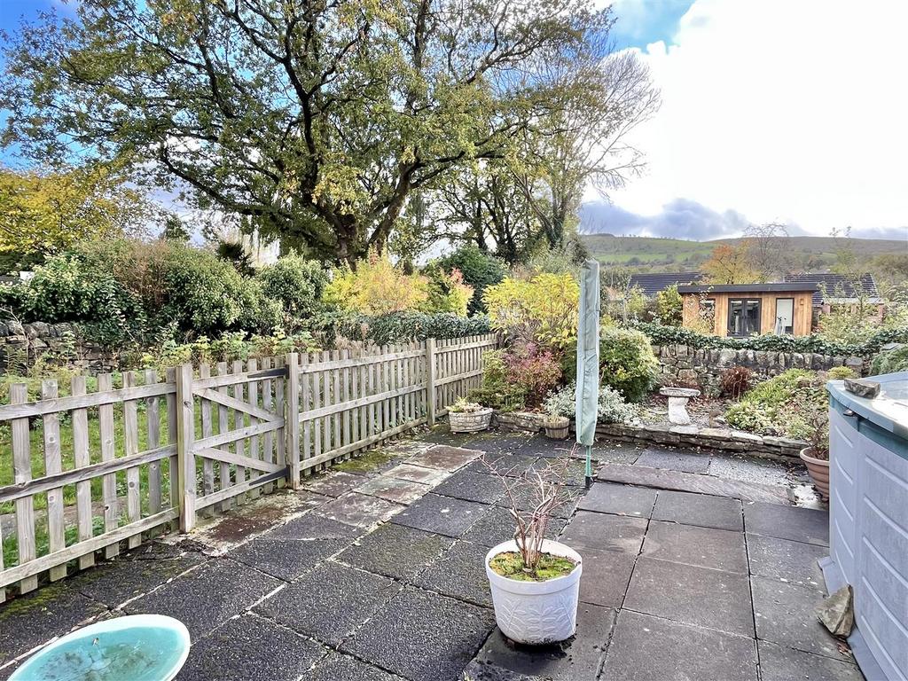 Walled Frontage &amp; Rear Garden