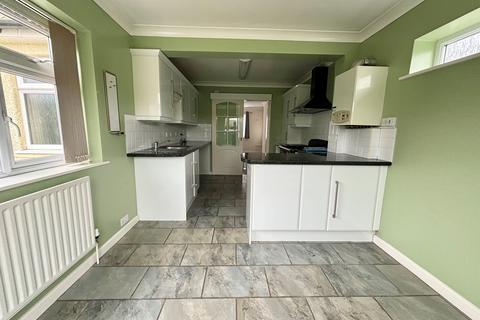 undefined, Manor Road, BN15