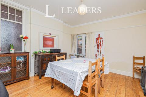 4 bedroom house to rent, Devonshire Promenade, Nottingham, NG7