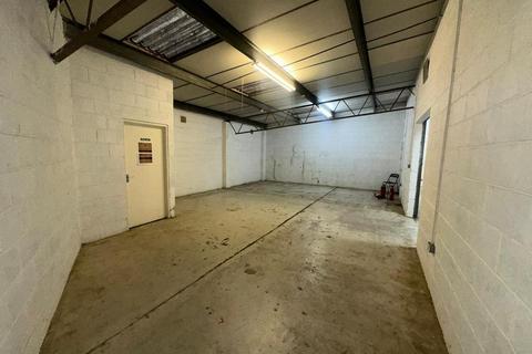 Warehouse to rent, 2 Cowgate Rd Greenford UB6 8HQ