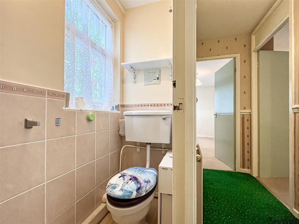 24 Darent Avenue (19 of 20).jpg