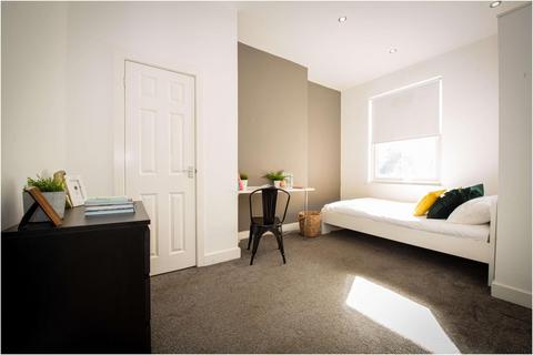 8 bedroom house to rent, Estcourt Terrace, Leeds LS6