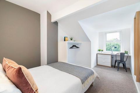 6 bedroom house to rent, Delph Lane, Leeds LS6