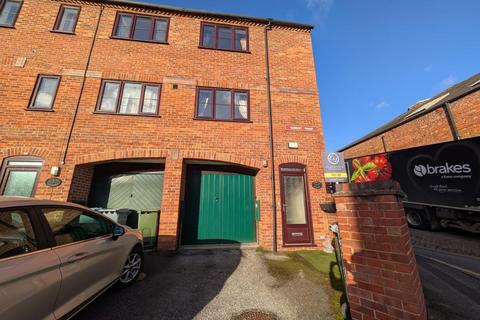 undefined, Tannery Wharf, Newark