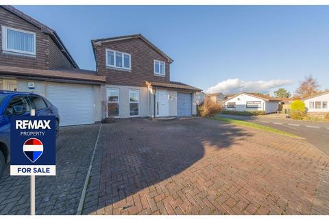 Braid Green, Livingston EH54