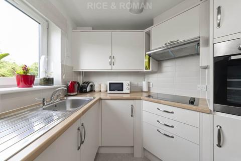 2 bedroom retirement property for sale, Manor Road North, Esher KT10