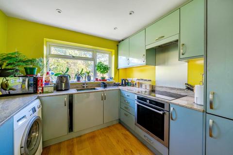 undefined, Woking,  Surrey,  GU21