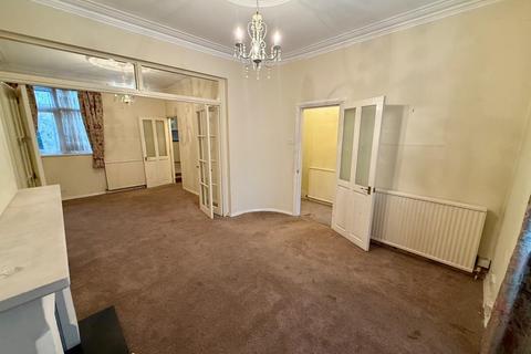 3 bedroom house for sale, Vincent Road, London