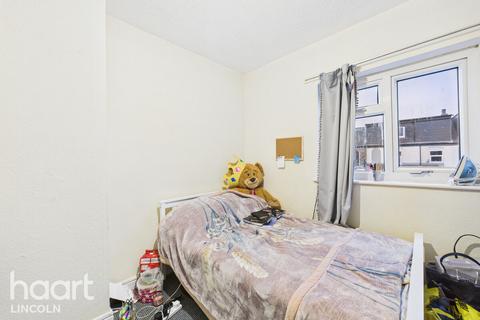 2 bedroom terraced house for sale, Dixon Street, Lincoln
