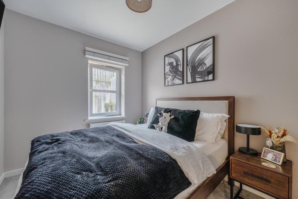 1369594-3-68f906b631c4c