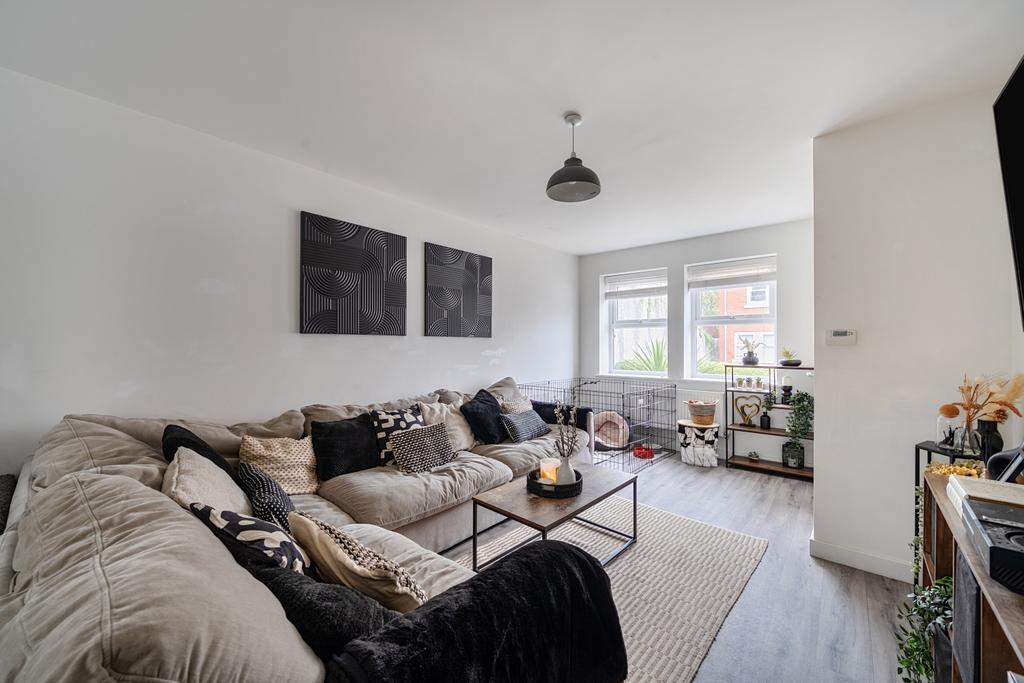 1369594-9-68f90f7fb66ea