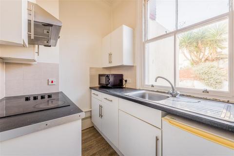 2 bedroom apartment for sale, Queens Park Road, Brighton