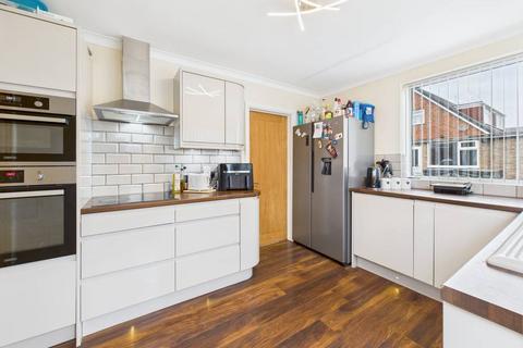 3 bedroom semi-detached house for sale, St. Mary's Drive, Thorngumbald, Hull, HU12 9NS