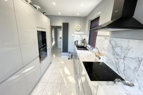 3 bedroom bungalow for sale, North Drive, Cleveleys FY5