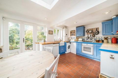 undefined, Watcombe Cottages, Kew TW9