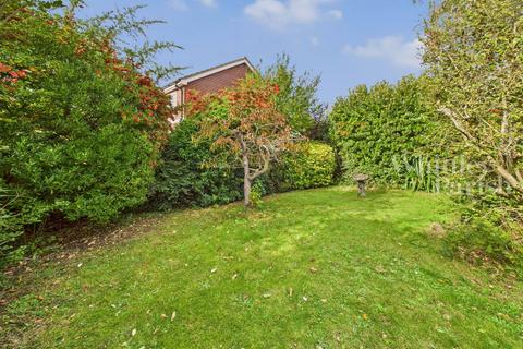 4 bedroom detached house for sale, Burton Close, Diss