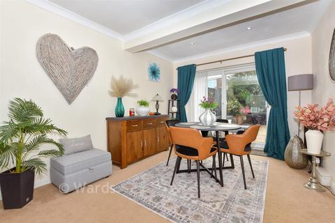 2 bedroom chalet for sale, Downs View Road, Maidstone ME14