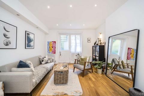 2 bedroom flat for sale, Holland Park Avenue, London W11