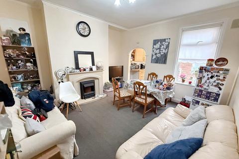 2 bedroom ground floor flat for sale, Ashley Road, West Harton, South Shields, Tyne and Wear, NE34 0PQ