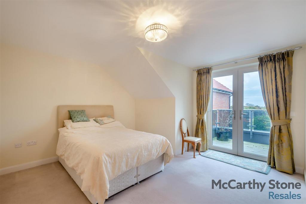 8667849-interior05.jpg