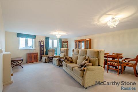 2 bedroom apartment for sale, Devonshire Grange, Devonshire Avenue, Roundhay, Leeds, LS8 1AN