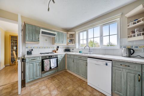 4 bedroom detached house for sale, Linden Way, Swindon, SN5 5DE