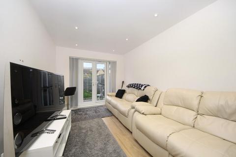 undefined, Crowther Avenue, TW8