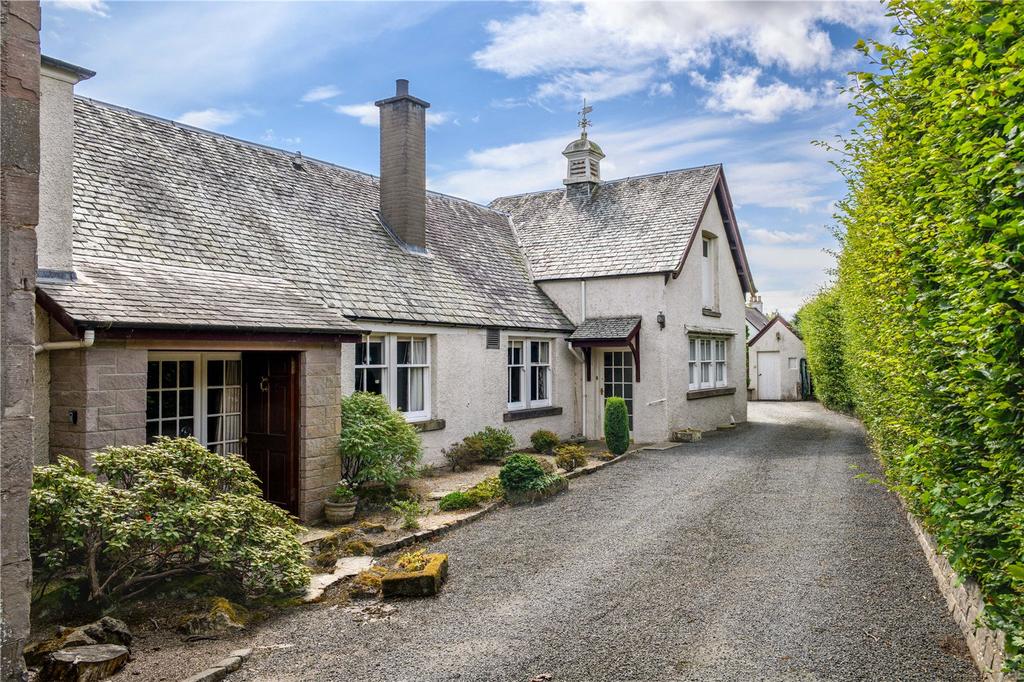 Entrance Driveway