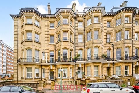 2 bedroom apartment for sale, First Avenue, Hove